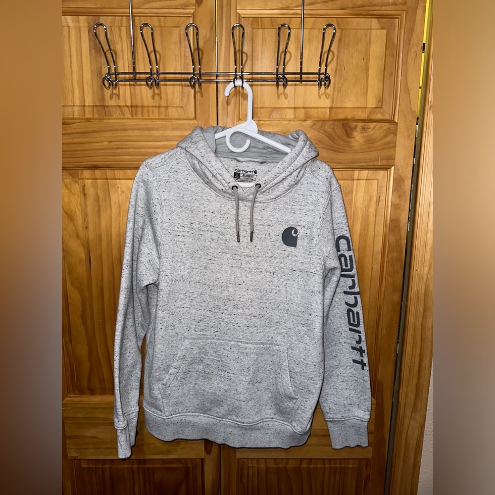 Carhartt Women’s relaxed fit hoodie, size large, gray.